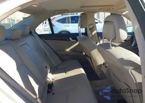 2013 Mercedes-Benz C 250 Sport from USA, damaged, VIN WDDGF4HBXDR260181